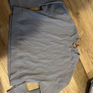 H&M Blue Crew Neck, size medium